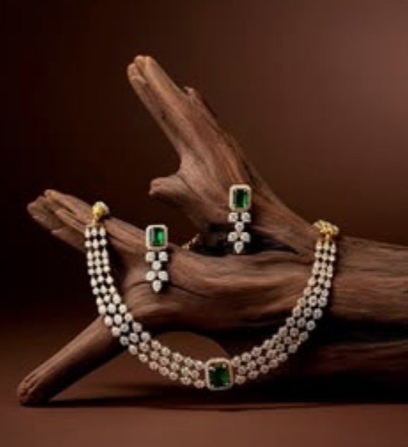 Set of 2..Nechlace and Earings